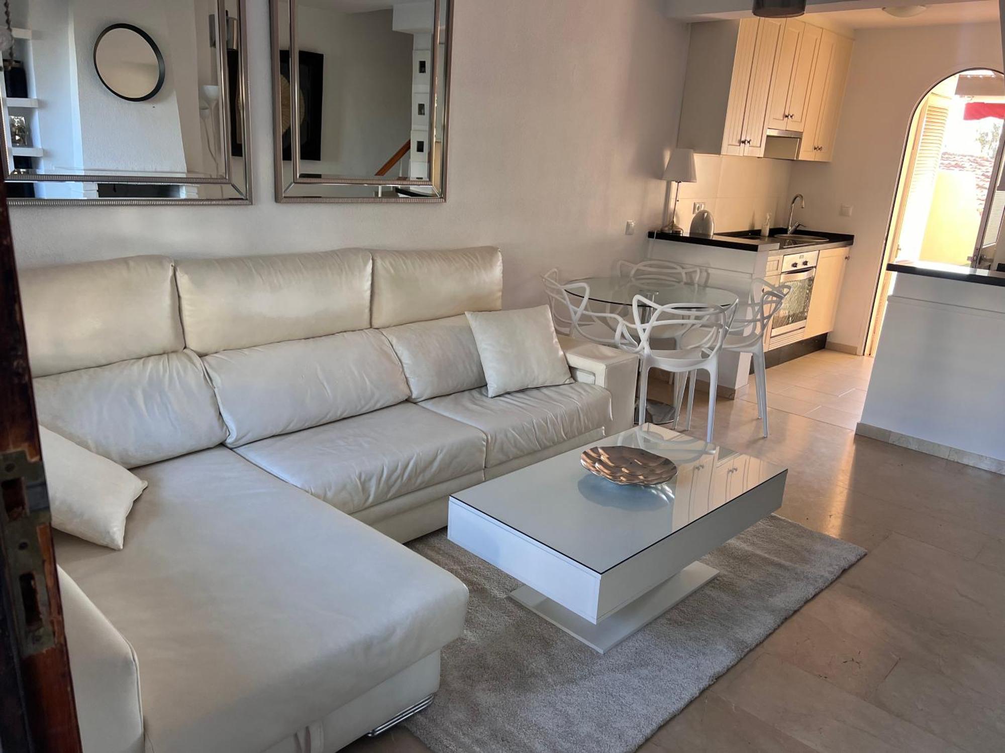 Holiday home Adosado En Residencial *